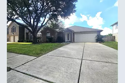 23127 N Waterlake, Richmond, TX 77406 - Photo 2