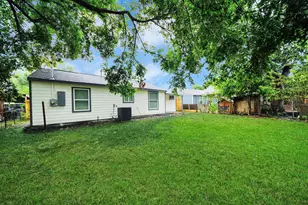 10521 Chesterfield Dr, Houston, TX 77051 - Photo 40