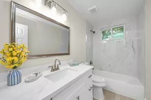 10521 Chesterfield Dr, Houston, TX 77051 - Photo 30