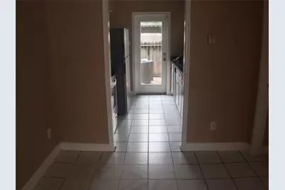 7700 Creekbend Drive #33, Houston, TX 77071 - Photo 4