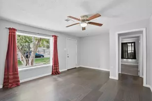 7406 Elbridge Ln, Houston, TX 77536 - Photo 4