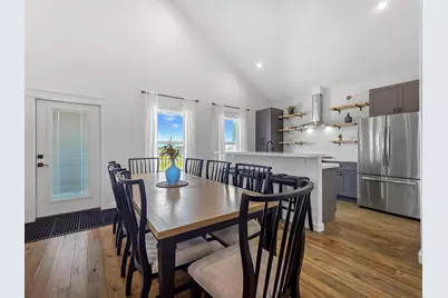 1035 Victoria Lane, Gilchrist, TX 77617 - Photo 22