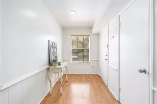 484 N Post Oak Ln, Houston, TX 77024 - Photo 8