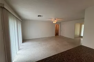 3011 Longwood Ln, Dickinson, TX 77539 - Photo 8
