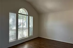 6018 Twin Creek, Missouri City, TX 77459 - Photo 2