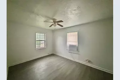 6814 Covington Drive, Houston, TX 77091 - Photo 6