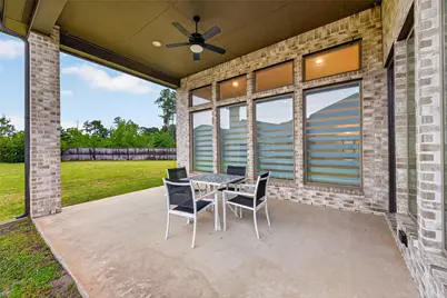 10383 Bayou Oaks Drive, Conroe, TX 77385 - Photo 30