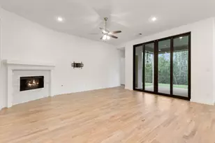 108 Salvia Star Ct, Conroe, TX 77304 - Photo 16