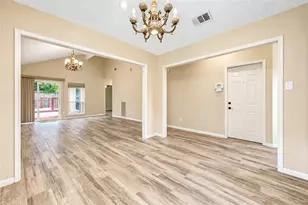 1516 Beaconshire Rd, Houston, TX 77077 - Photo 8