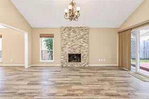 1516 Beaconshire Rd, Houston, TX 77077 - Photo 6