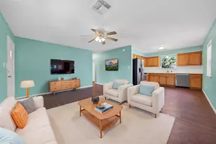 522 Oklahoma Ave, Bacliff, TX 77518 - Photo 2