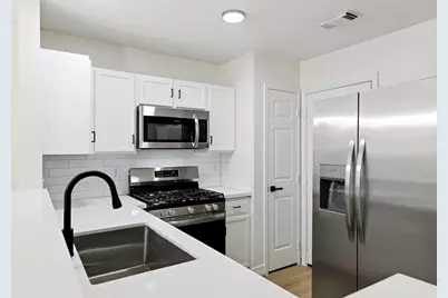 7643 Jonathon Court, Houston, TX 77489 - Photo 8