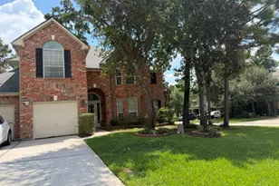 2 Carmeline Dr, The Woodlands, TX 77382 - Photo 2