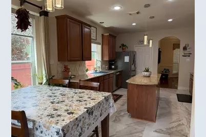 2 Carmeline Drive, The Woodlands, TX 77382 - Photo 14