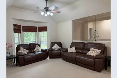 2 Carmeline Drive, The Woodlands, TX 77382 - Photo 34