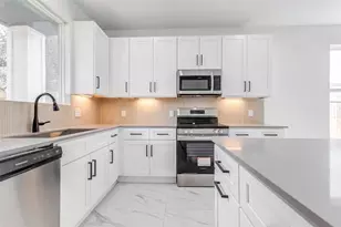 5912 Mayle St, Houston, TX 77016 - Photo 14