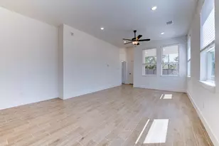 156 Sea Foam Ct, Conroe, TX 77318 - Photo 12