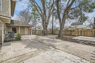 5714 Mackmiller St, Houston, TX 77049 - Photo 20