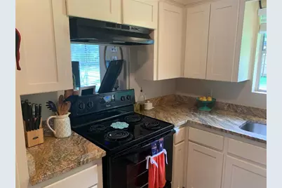 204 Skyview Terrace #B, Friendswood, TX 77546 - Photo 8