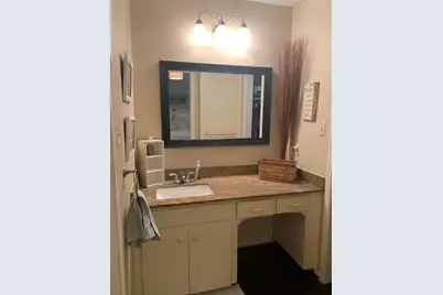 204 Skyview Terrace #B, Friendswood, TX 77546 - Photo 10