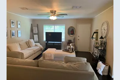 204 Skyview Terrace #B, Friendswood, TX 77546 - Photo 2