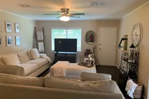 204 Skyview Terrace, Friendswood, TX 77546 - Photo 2