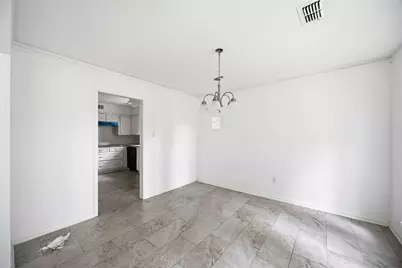 5931 Foresthaven Drive, Houston, TX 77066 - Photo 8