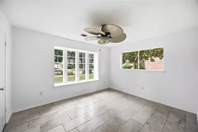 5931 Foresthaven Drive, Houston, TX 77066 - Photo 20