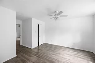 5931 Foresthaven Dr, Houston, TX 77066 - Photo 24