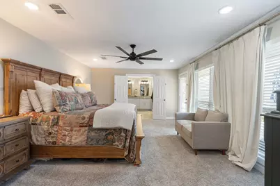 9214 Bintliff Drive, Houston, TX 77074 - Photo 18