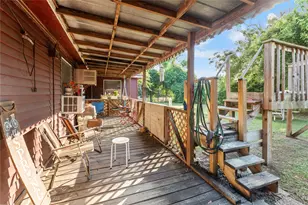 215 Ilfrey St, Baytown, TX 77520 - Photo 18