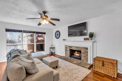 15 E Stony Bridge Circle, The Woodlands, TX 77381 - Photo 10