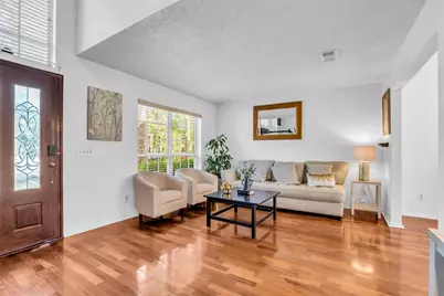 15 E Stony Bridge Circle, The Woodlands, TX 77381 - Photo 4