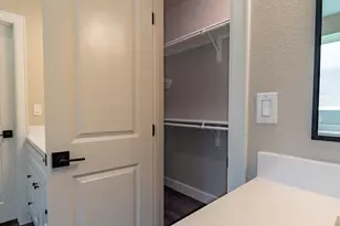 1460 River Oaks Dr, Huntsville, TX 77340 - Photo 16