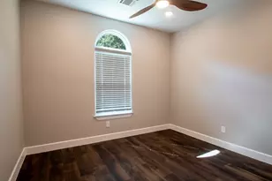 1460 River Oaks Dr, Huntsville, TX 77340 - Photo 26