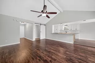 2934 Park Garden Dr, Kingwood, TX 77339 - Photo 4