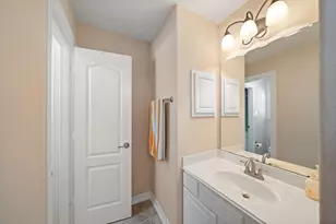 14710 Castle Cove Ln, Houston, TX 77044 - Photo 30