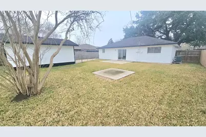 210 Brigadoon Lane, Friendswood, TX 77546 - Photo 18