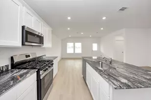 342 Amy St, Angleton, TX 77515 - Photo 6