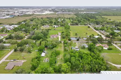 703 North Road, Baytown, TX 77521 - Photo 10