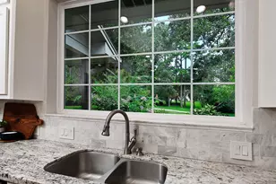 10117 Shady Hollow Dr, Conroe, TX 77304 - Photo 12
