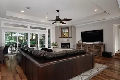 10117 Shady Hollow Drive, Conroe, TX 77304 - Photo 6