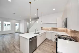 4010 Boho Ln, Houston, TX 77045 - Photo 8