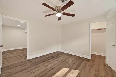 915 W Lewis Street, Conroe, TX 77301 - Photo 22