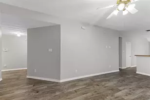 2434 Montana Blue Dr, Spring, TX 77373 - Photo 2
