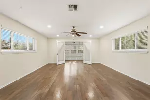 1911 Michele Dr, Sugar Land, TX 77498 - Photo 12
