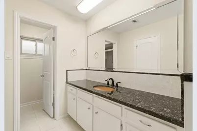 1911 Michele Drive, Sugar Land, TX 77498 - Photo 20