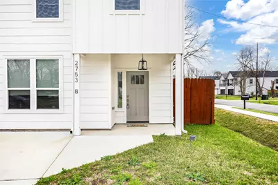 2753 Redrock Street #B, Houston, TX 77088 - Photo 2
