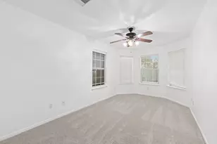 2902 Brannon Hill Ln, Sugar Land, TX 77479 - Photo 34