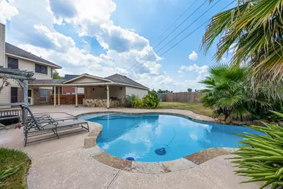 2902 Brannon Hill Lane, Sugar Land, TX 77479 - Photo 36